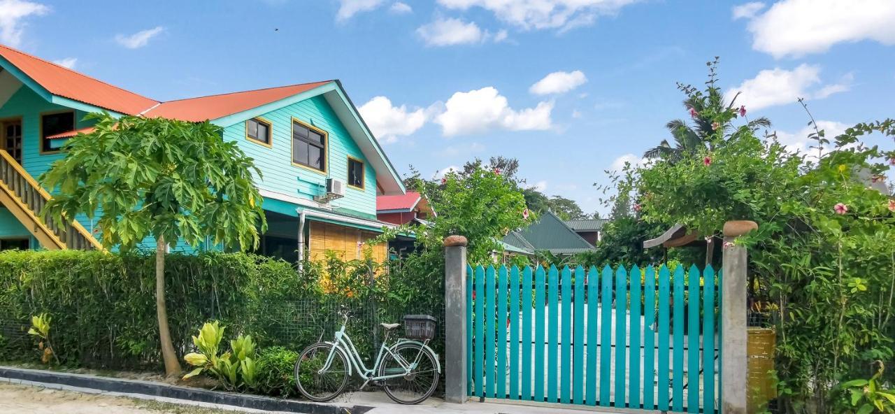Bwaver Cottage 라디게 외부 사진