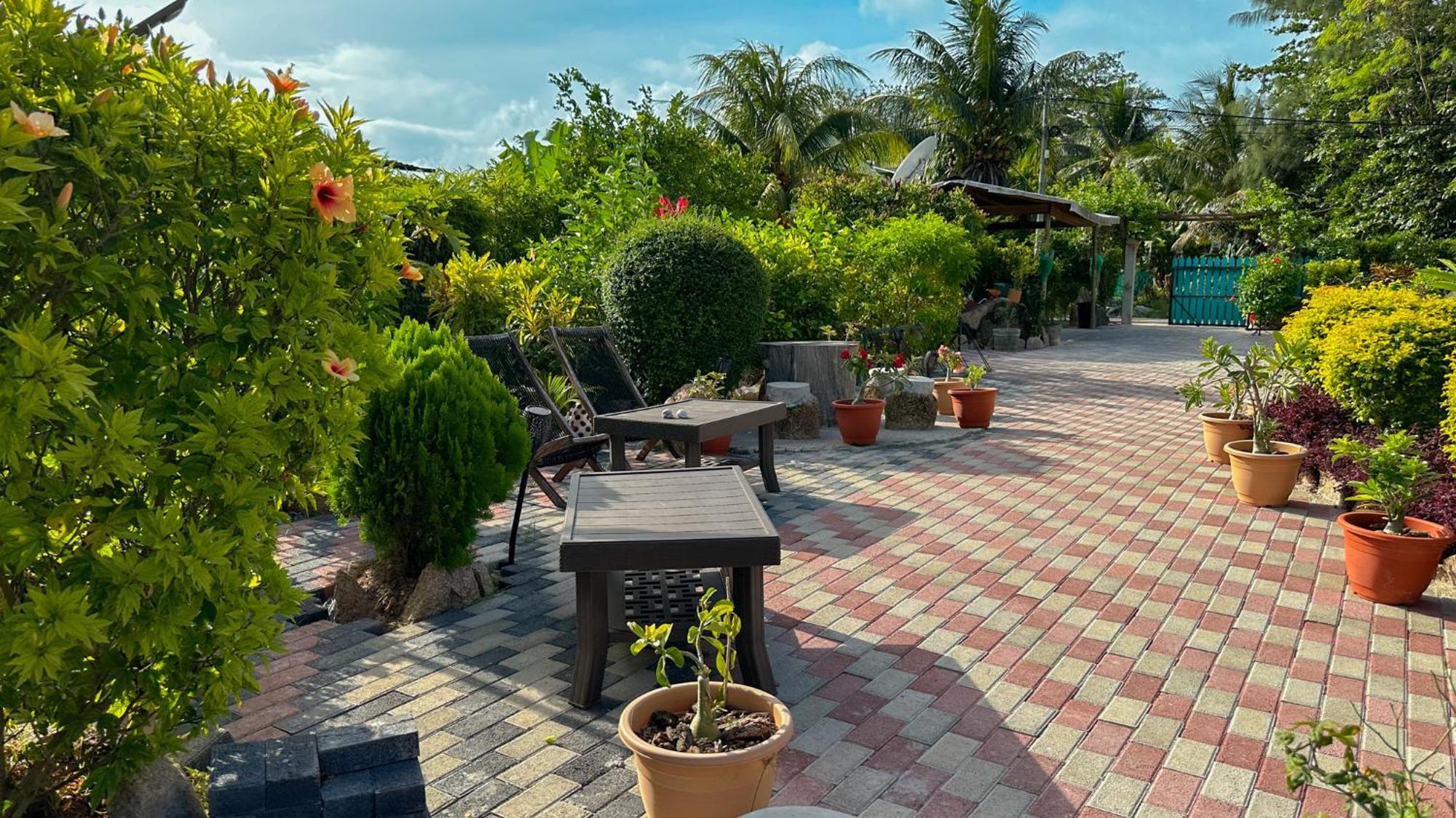 Bwaver Cottage 라디게 외부 사진