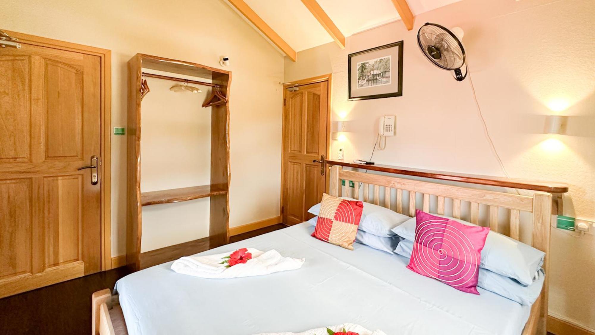 Bwaver Cottage 라디게 외부 사진