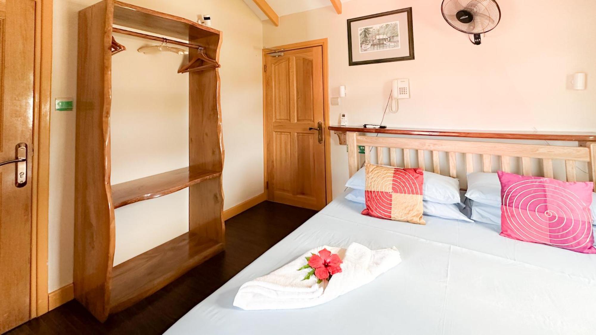 Bwaver Cottage 라디게 외부 사진
